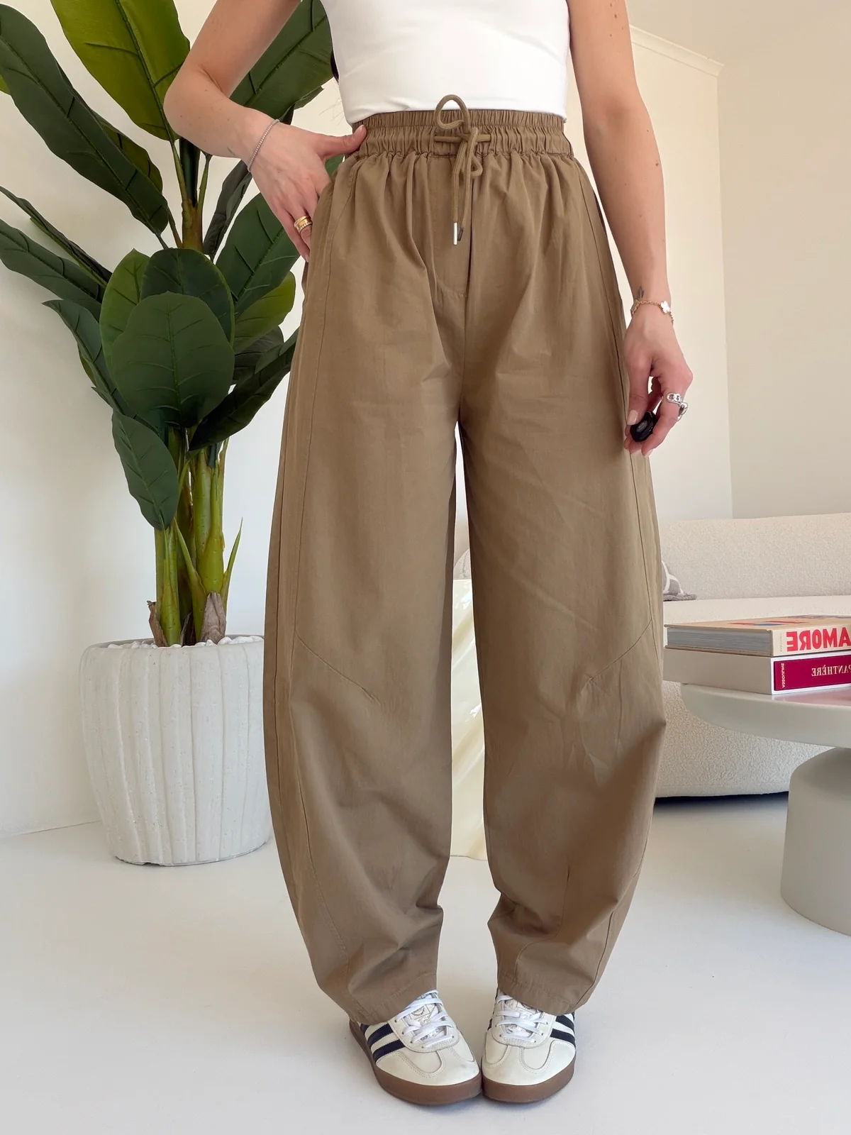 9251-PANTALONE SUITE BISCOTTO