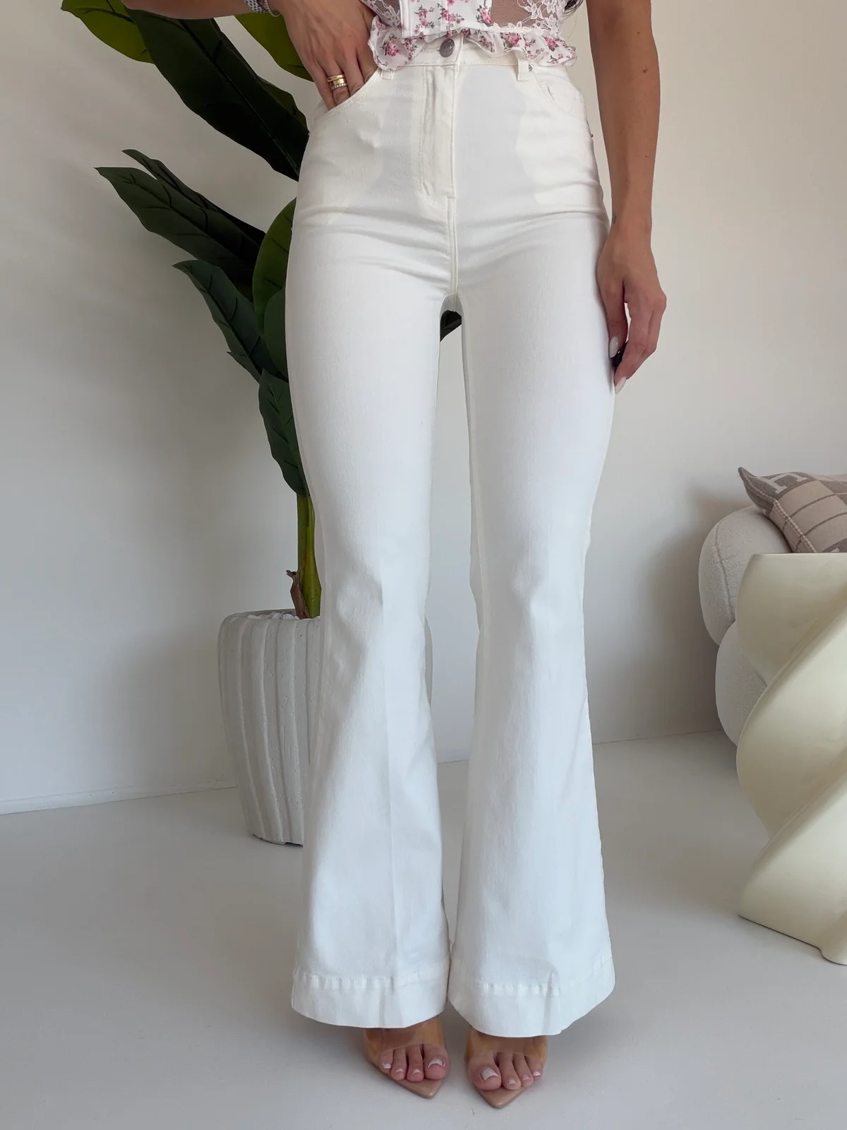 9439-2-JEANS A ZAMPA MILK