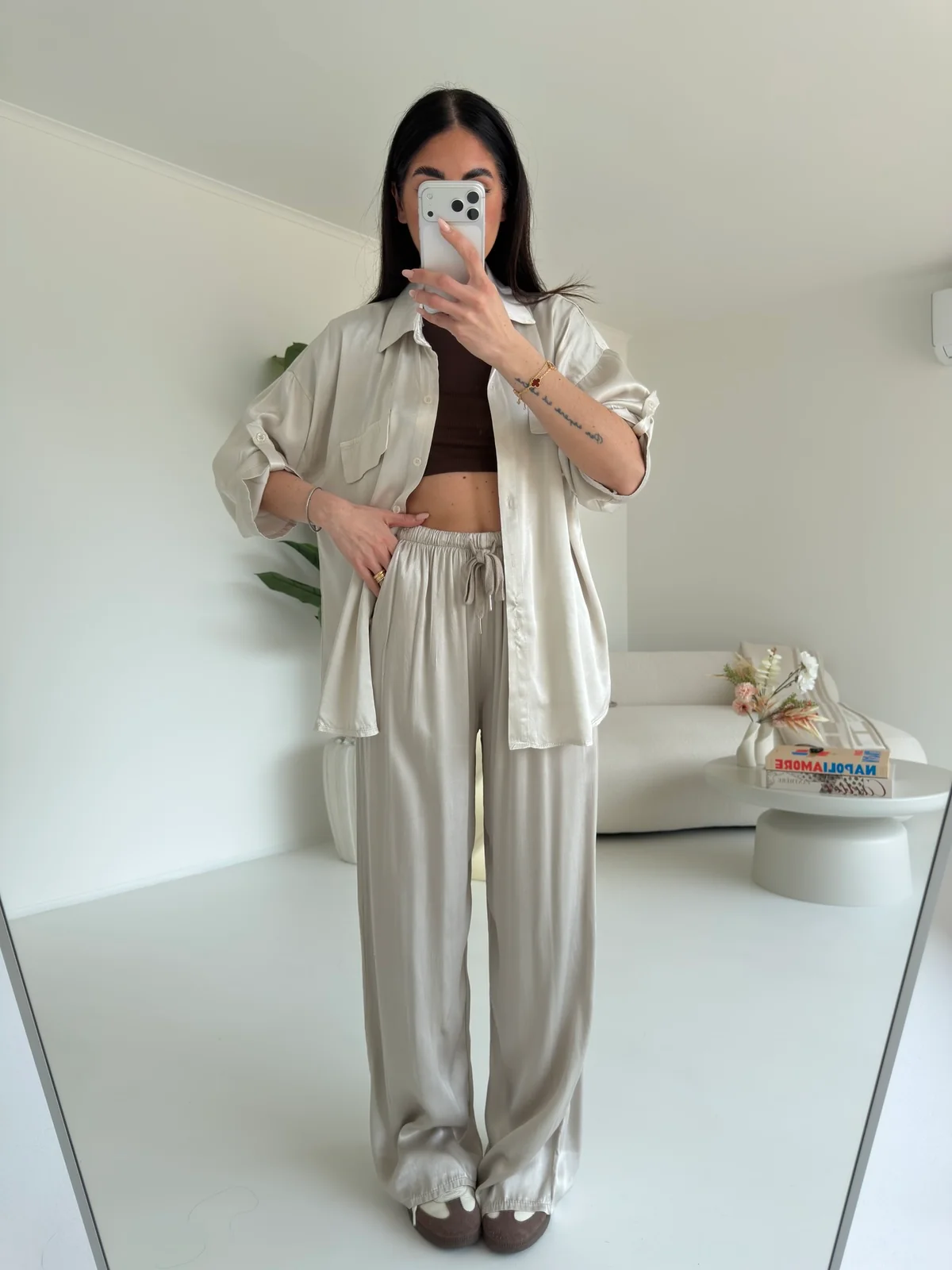 PANTALONE SATIN CHAMPAGNE - Image 3