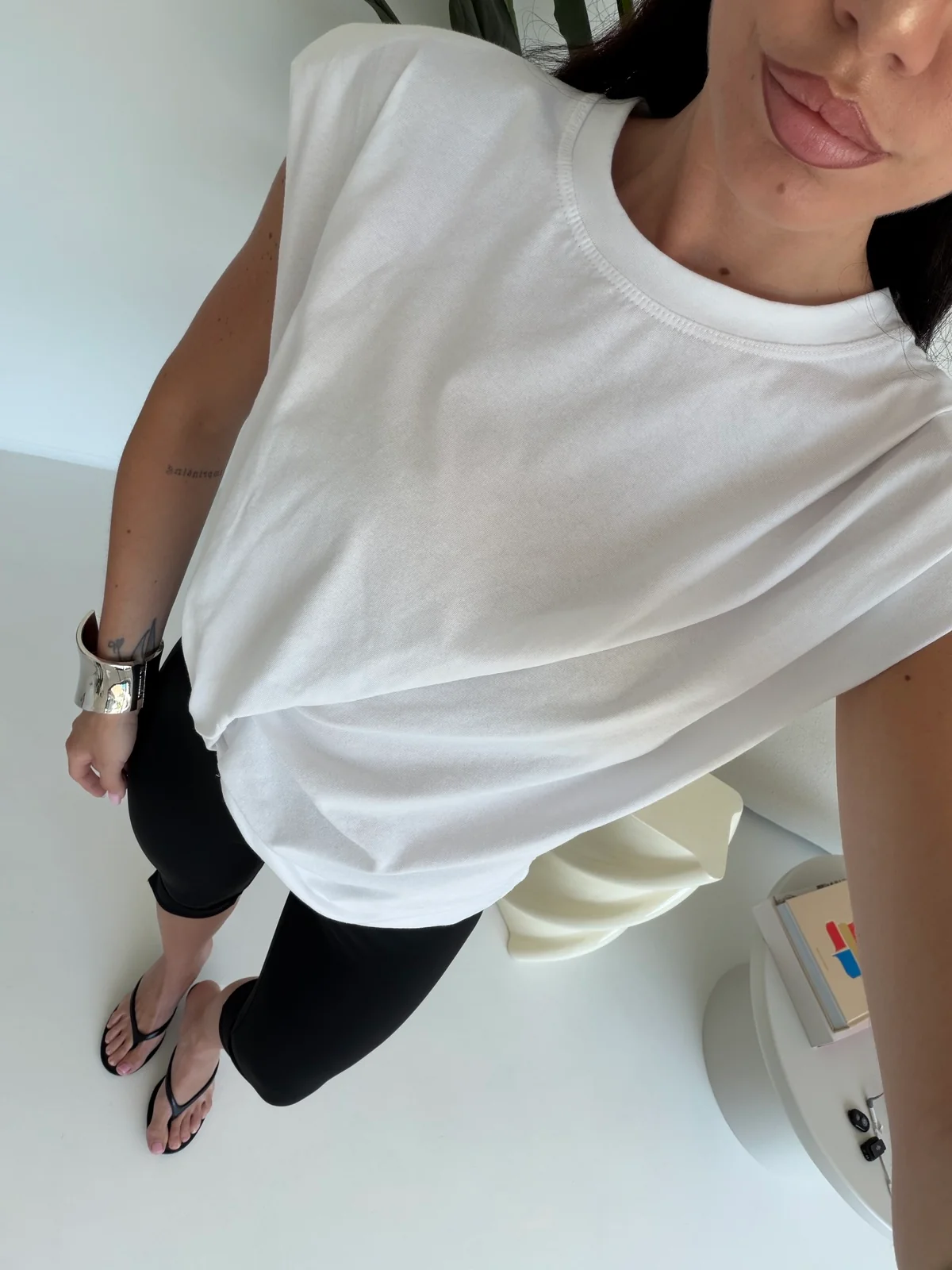 T-SHIRT INFLUENCER MILK - Image 2