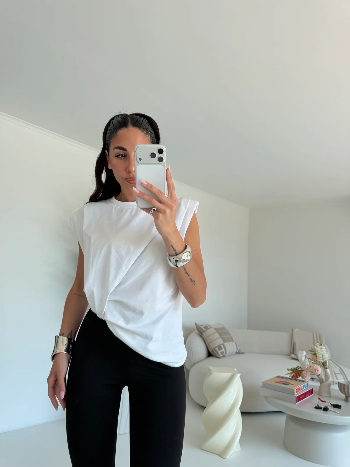 T-SHIRT INFLUENCER MILK - Image 3