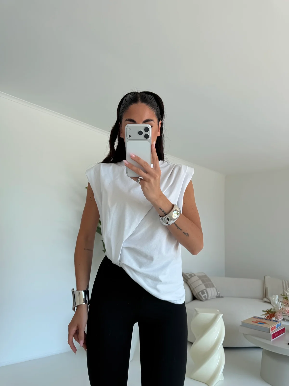 T-SHIRT INFLUENCER MILK - Image 4